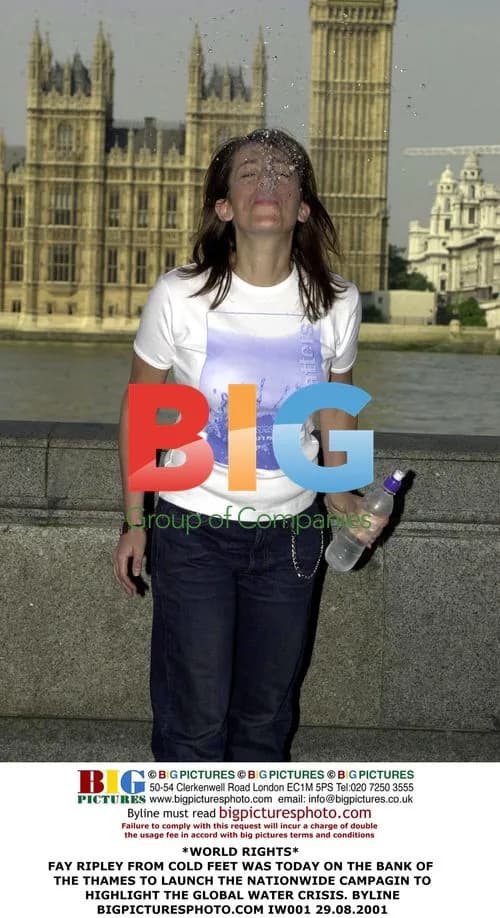Fay Ripley on Thames for water crisis campaign