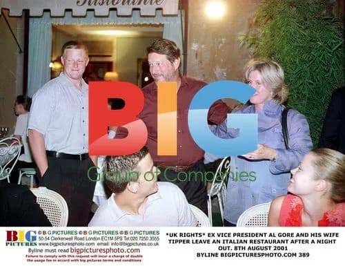Al Gore and Tipper Leave Italian Restaurant in Italy