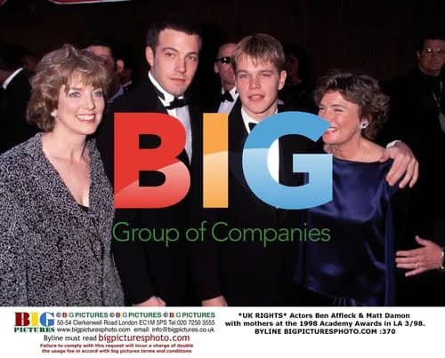 Ben Affleck & Matt Damon with mothers at 1998 Oscars