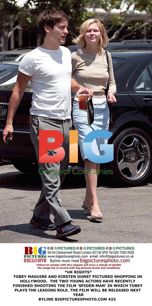 Tobey Maguire and Kirsten Dunst shopping in Hollywood
