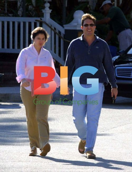 Chabeli Iglesias Pregnant in Miami