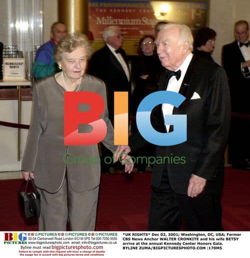Walter Cronkite and wife arrive at Kennedy Center Honors Gala