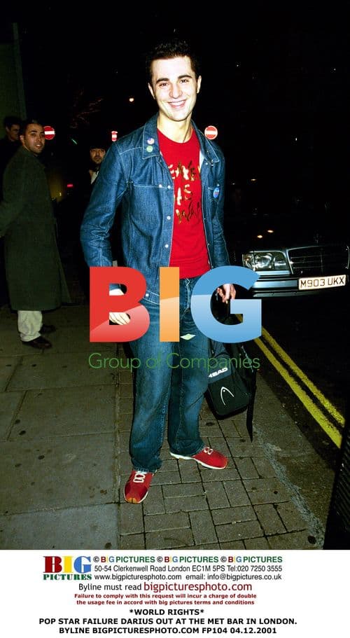 DARIUS at the MET Bar in London