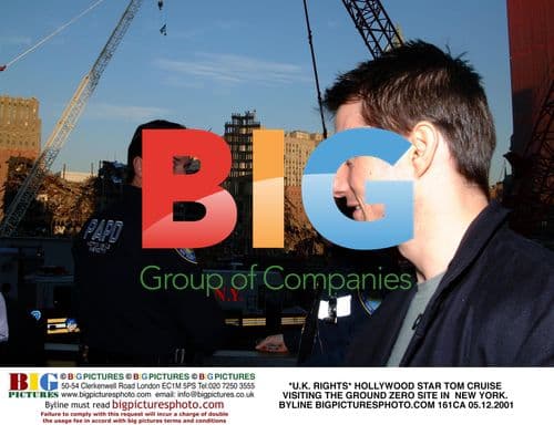 Tom Cruise Visits Ground Zero in NYC