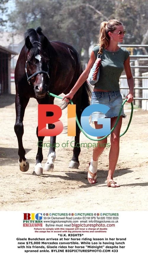 Gisele Bundchen arrives for horse riding lesson