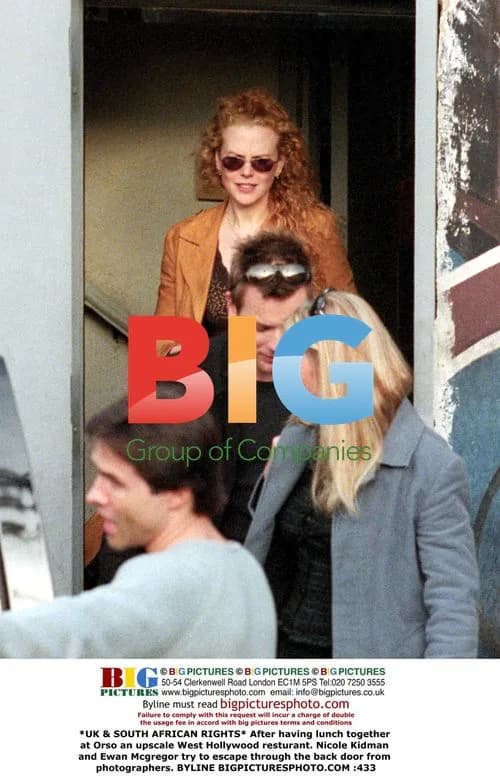 Nicole Kidman and Ewan Mcgregor escape paparazzi
