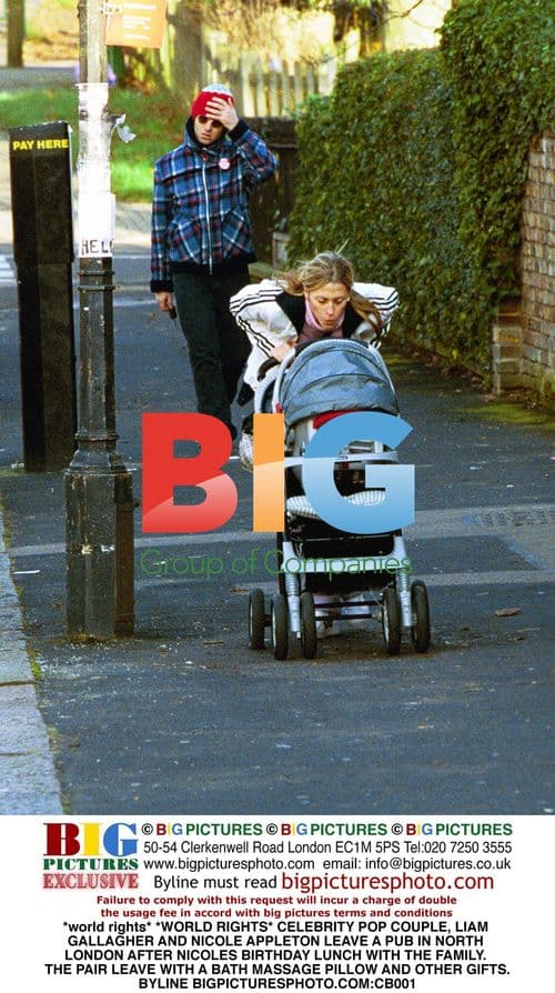 Liam Gallagher and Nicole Appleton Leave Pub