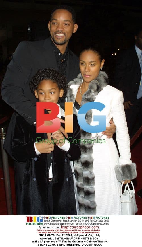WILL SMITH, JADA PINKETT & SON at 'Ali' premiere
