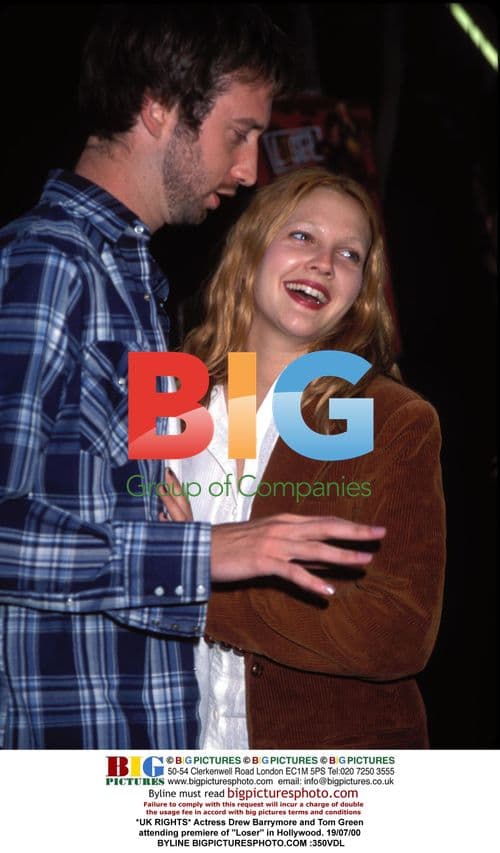 Drew Barrymore and Tom Green at "Loser" premiere