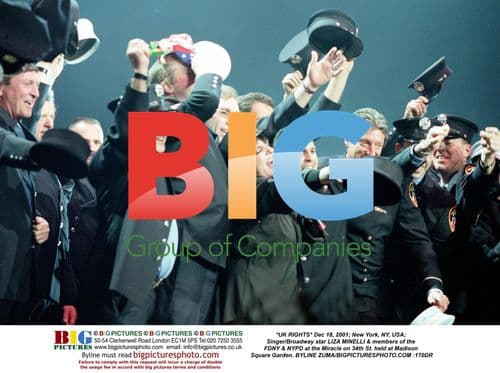 Liza Minnelli at Miracle on 34th St Event