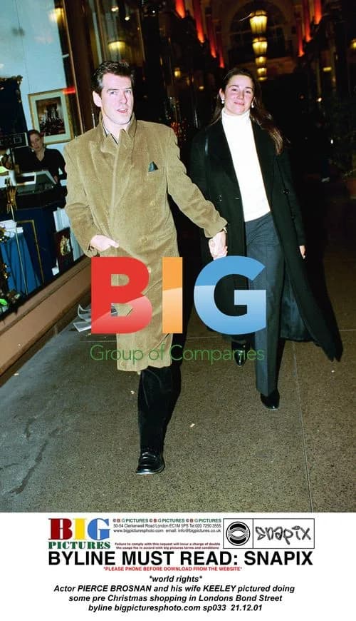 Pierce Brosnan and wife Keeley Christmas shopping