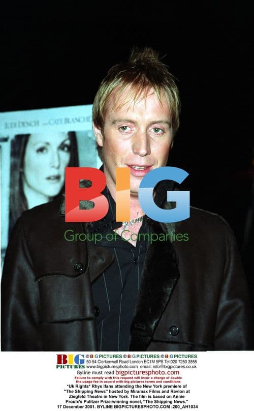 Rhys Ifans at "The Shipping News" Premiere