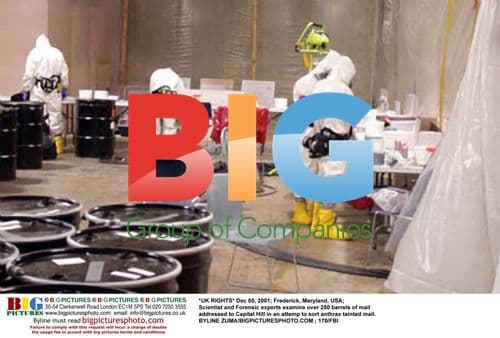 Experts examine anthrax-tainted mail