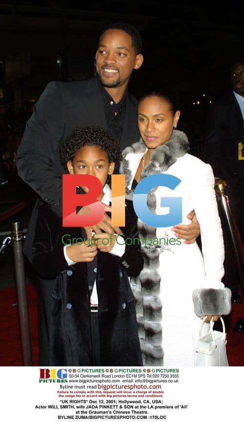 WILL SMITH, JADA PINKETT & SON at 'Ali' LA Premiere