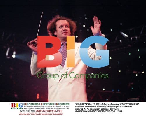 ROBERT GROSLOT conducts at 'The Night of The Proms'