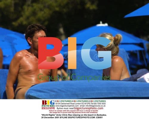 Chris Rea relaxes on Barbados beach