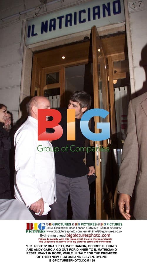 Pitt, Damon, Clooney & Garcia Dinner in Rome