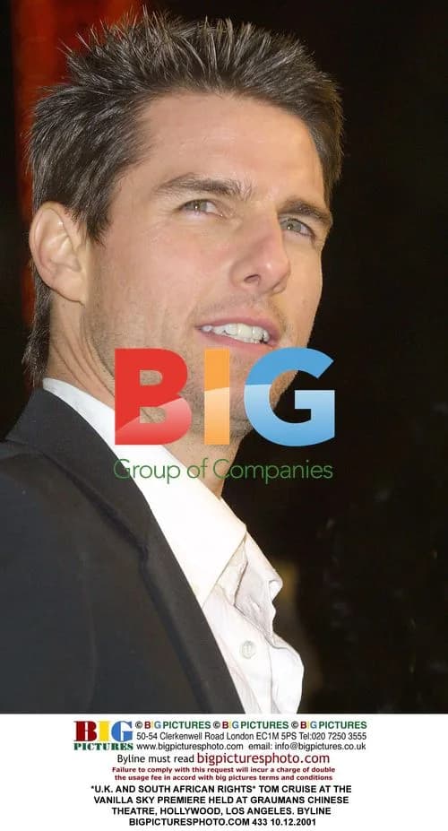 Tom Cruise at Vanilla Sky Premiere