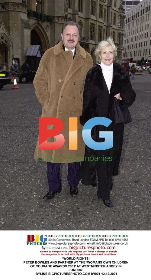 PETER BOWLES AND PARTNER AT CHILDREN OF COURAGE AWARDS 2001