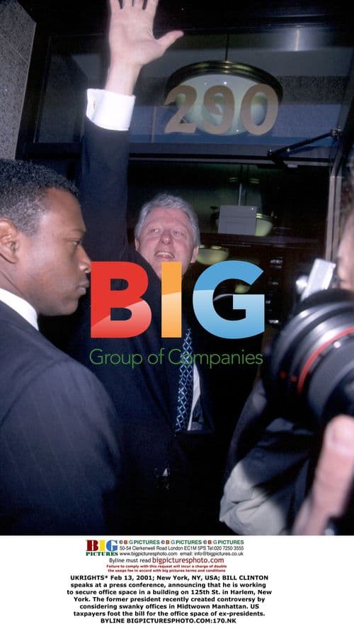 Bill Clinton announces Harlem office