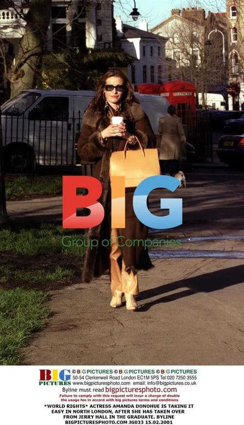Amanda Donohue Relaxes in North London