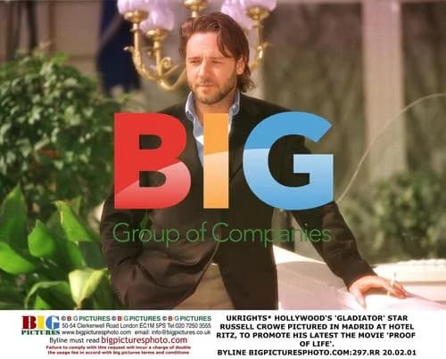 Russell Crowe Promoting 'Proof of Life' in Madrid
