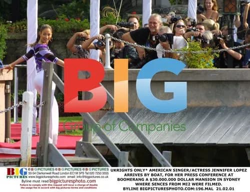 Jennifer Lopez arrives by boat in Sydney