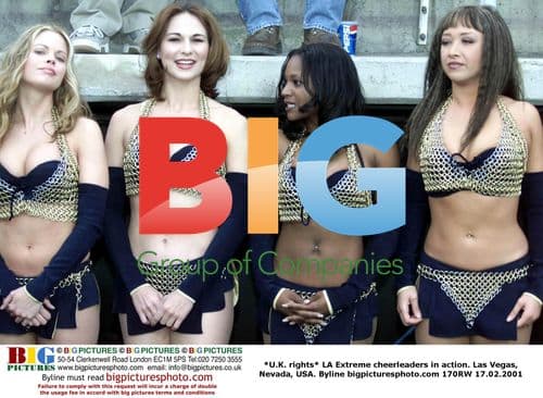 LA Extreme Cheerleaders in Action