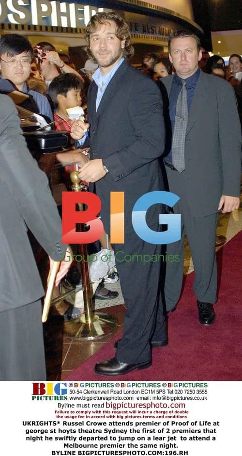 Russell Crowe at Sydney "Proof of Life" Premiere