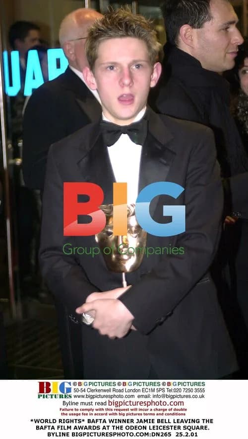 BAFTA WINNER JAMIE BELL LEAVING AWARDS