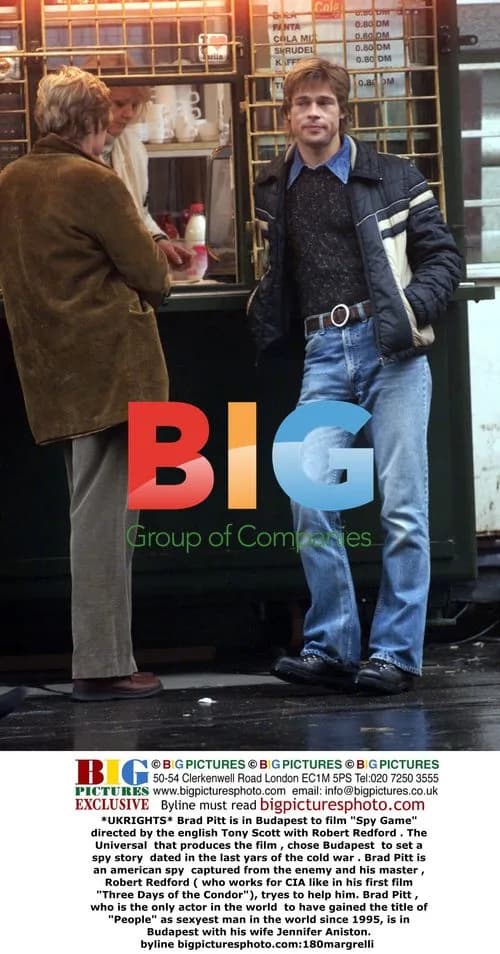 Brad Pitt and Robert Redford on 'Spy Game' Set