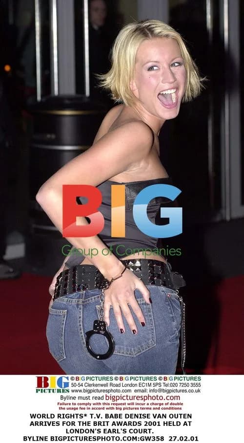 Denise Van Outen arrives at BRIT Awards 2001