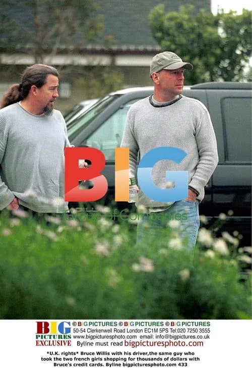 Bruce Willis with driver in credit card scandal