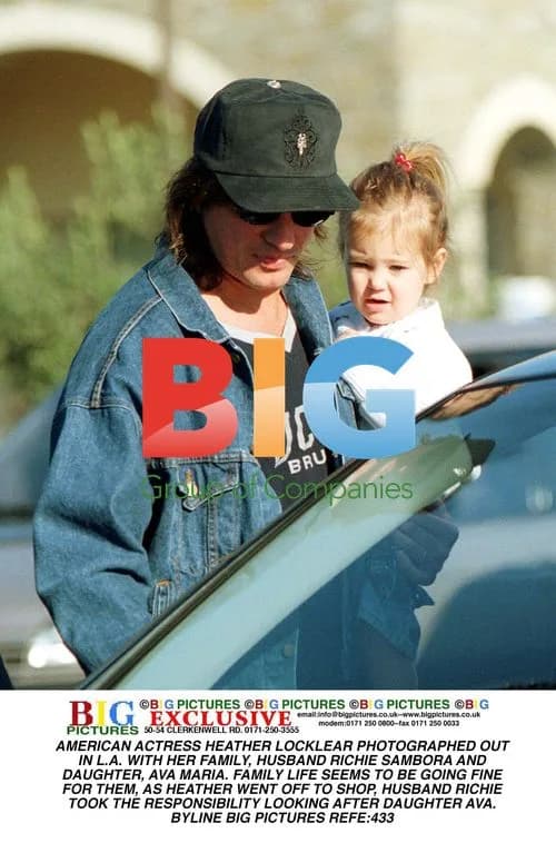 Heather Locklear out with family