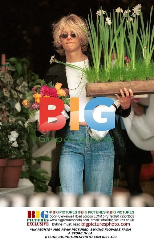 Meg Ryan buying flowers in LA