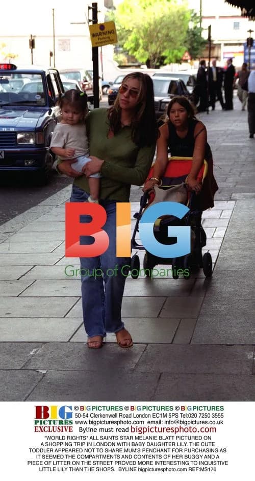 Melanie Blatt and Daughter Lily Shopping