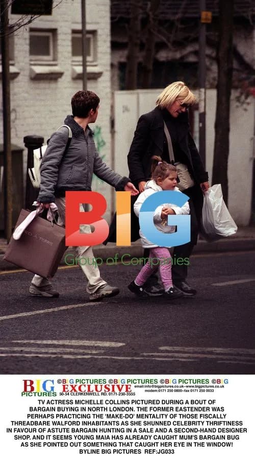 TV Actress Michelle Collins Bargain Shopping