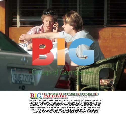 Rachel Hunter Has Lunch With Sean Stewart