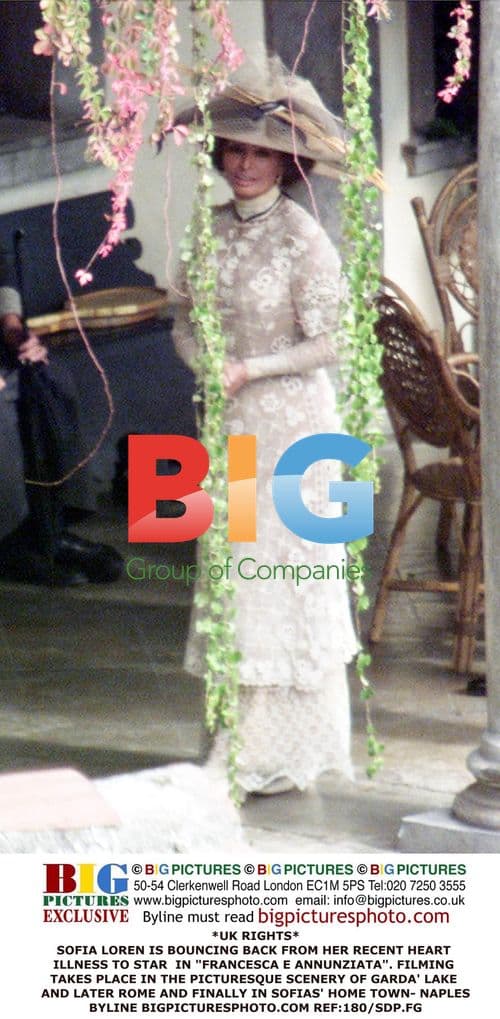 Sofia Loren on Set of "Francesca e Annunziata"