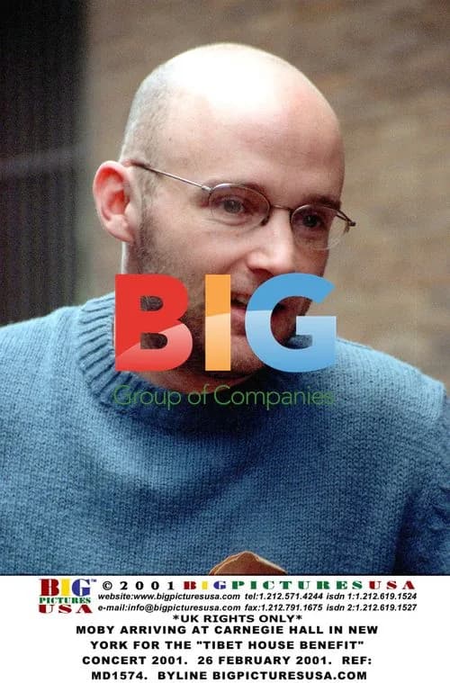 Moby arriving at Carnegie Hall for Tibet House Benefit