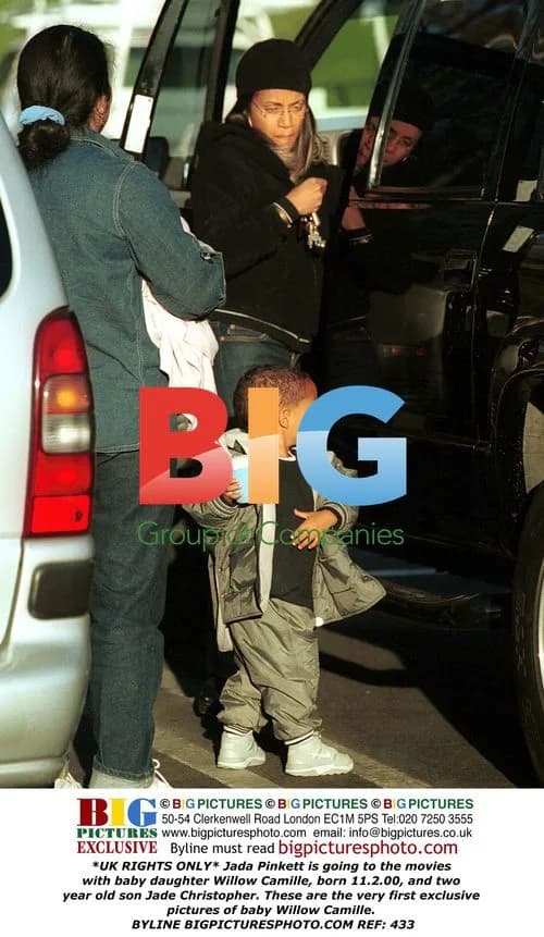 Jada Pinkett with kids Willow and Jade