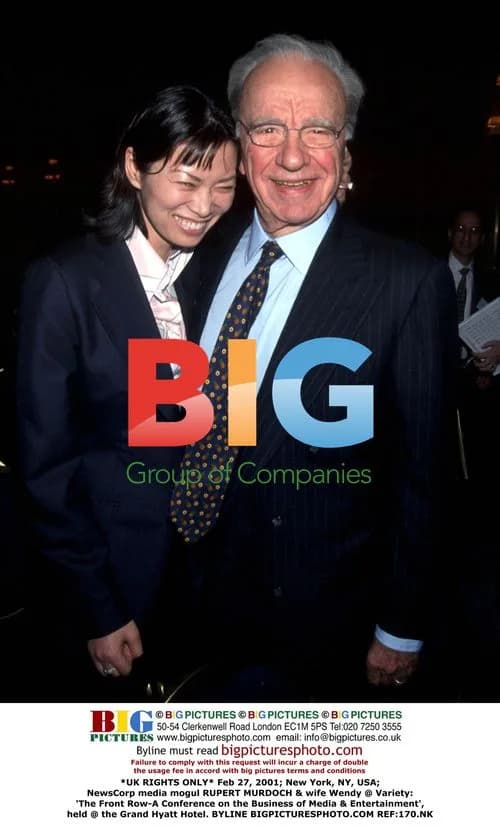 Rupert Murdoch & wife Wendy at media conference