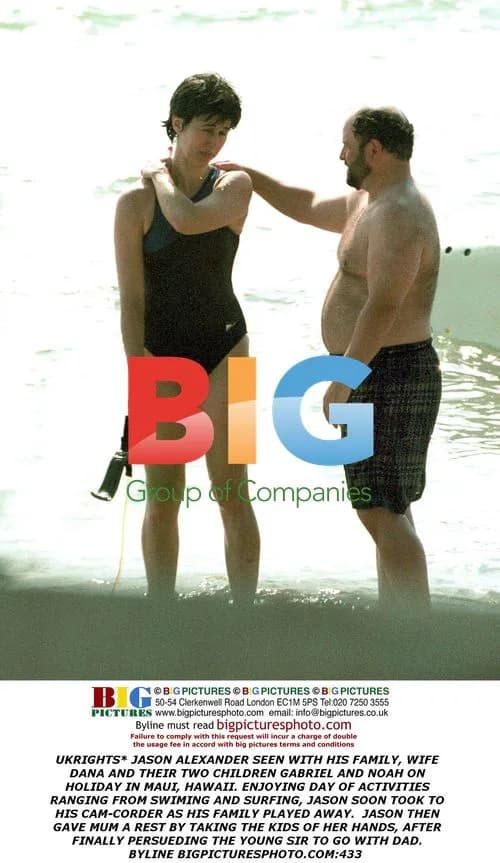 Jason Alexander and Family on Hawaii Vacation