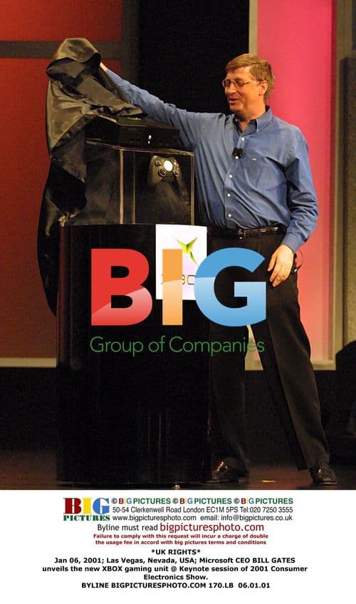 Bill Gates unveils Xbox at CES 2001