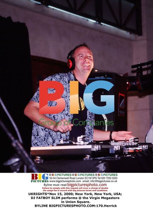DJ FATBOY SLIM performs at Virgin Megastore