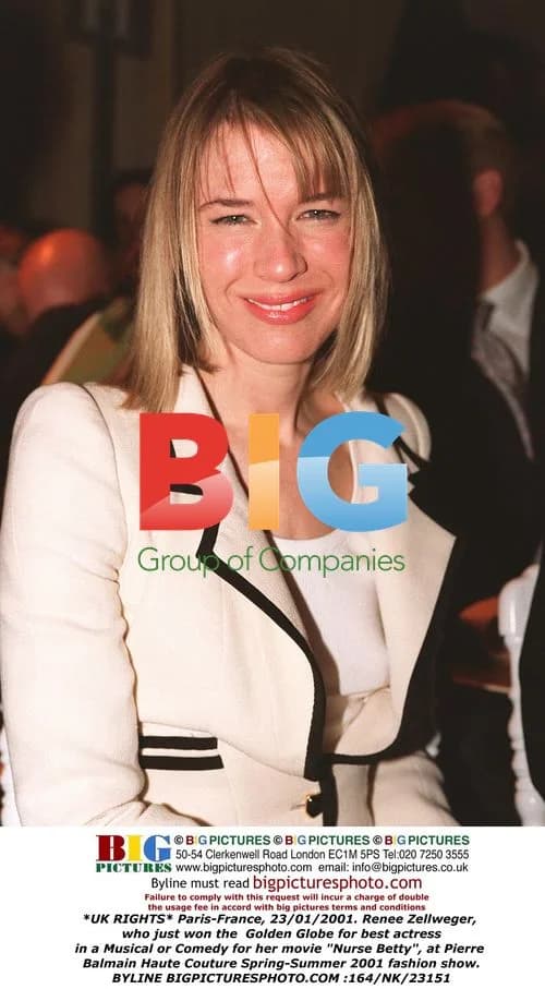 Renee Zellweger at Balmain Fashion Show