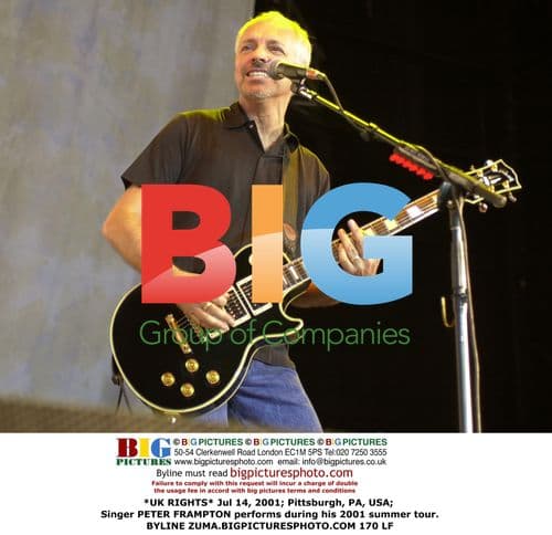 Peter Frampton Performs on 2001 Summer Tour