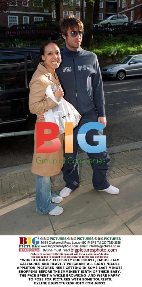 Liam Gallagher and Nicole Appleton Shop Before Baby's Birth