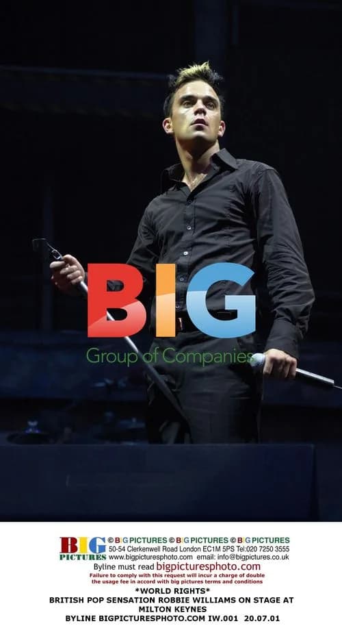Robbie Williams on Stage in Milton Keynes