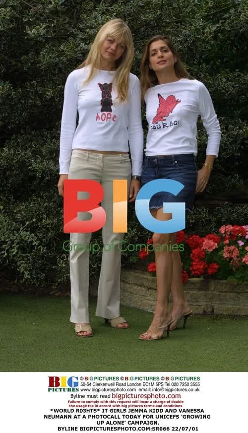 IT Girls Jemma Kidd and Vanessa Neumann at UNICEF Photocall